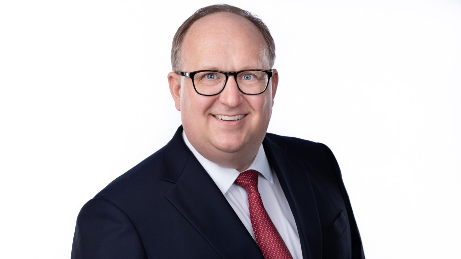Derek Pattison Image